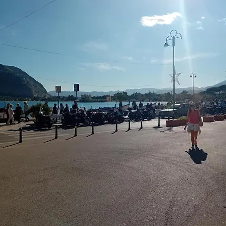 Zeus Mondello E Homestay szállás *
